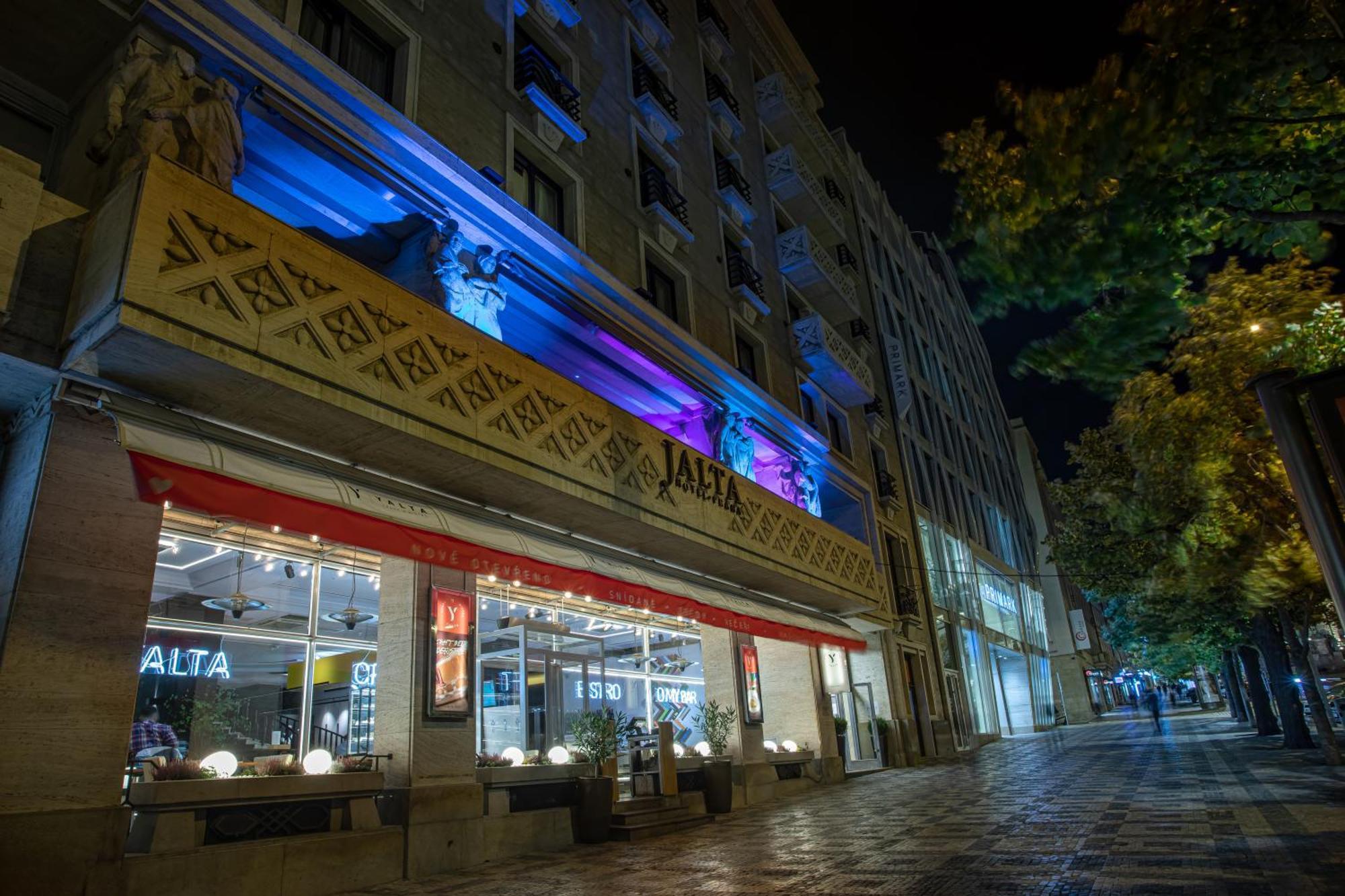 פראג Jalta Boutique Hotel מראה חיצוני תמונה JALA
